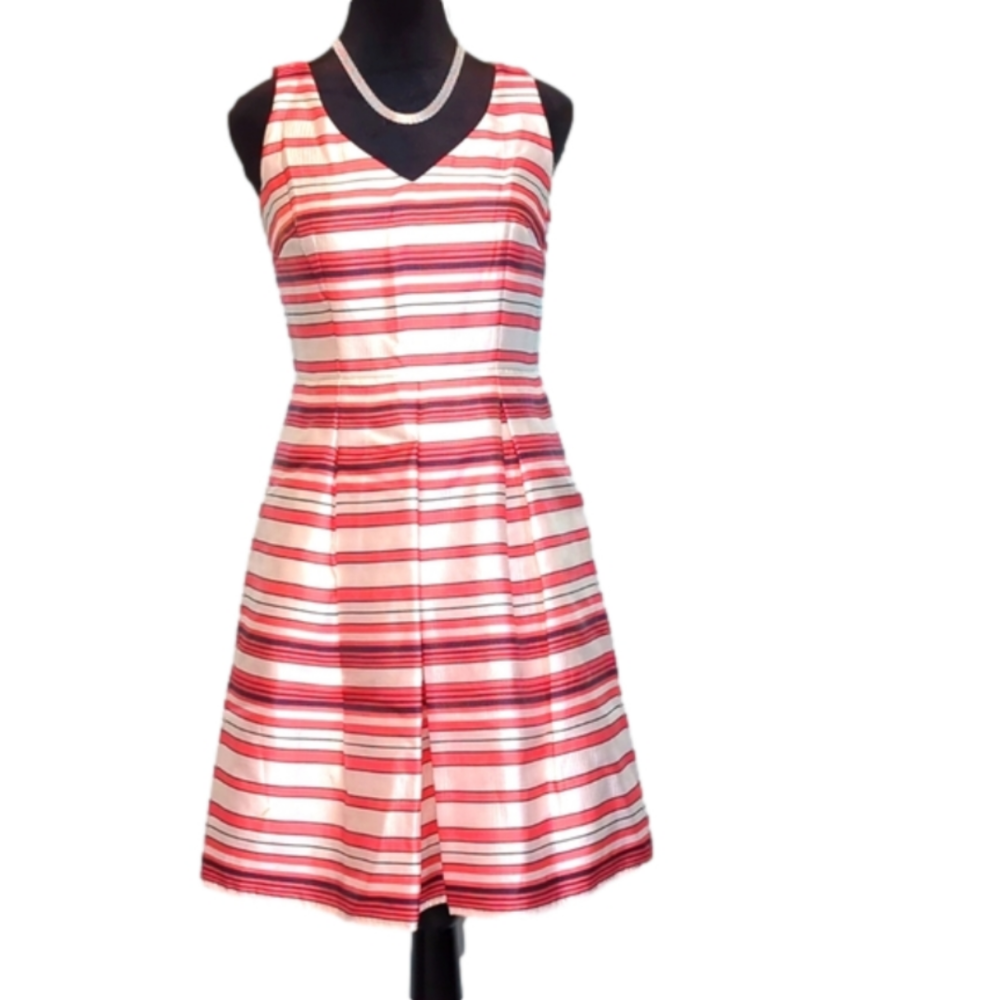 Ann Taylor Dress 🌟Host Pick🌟 - Picture 3 of 7